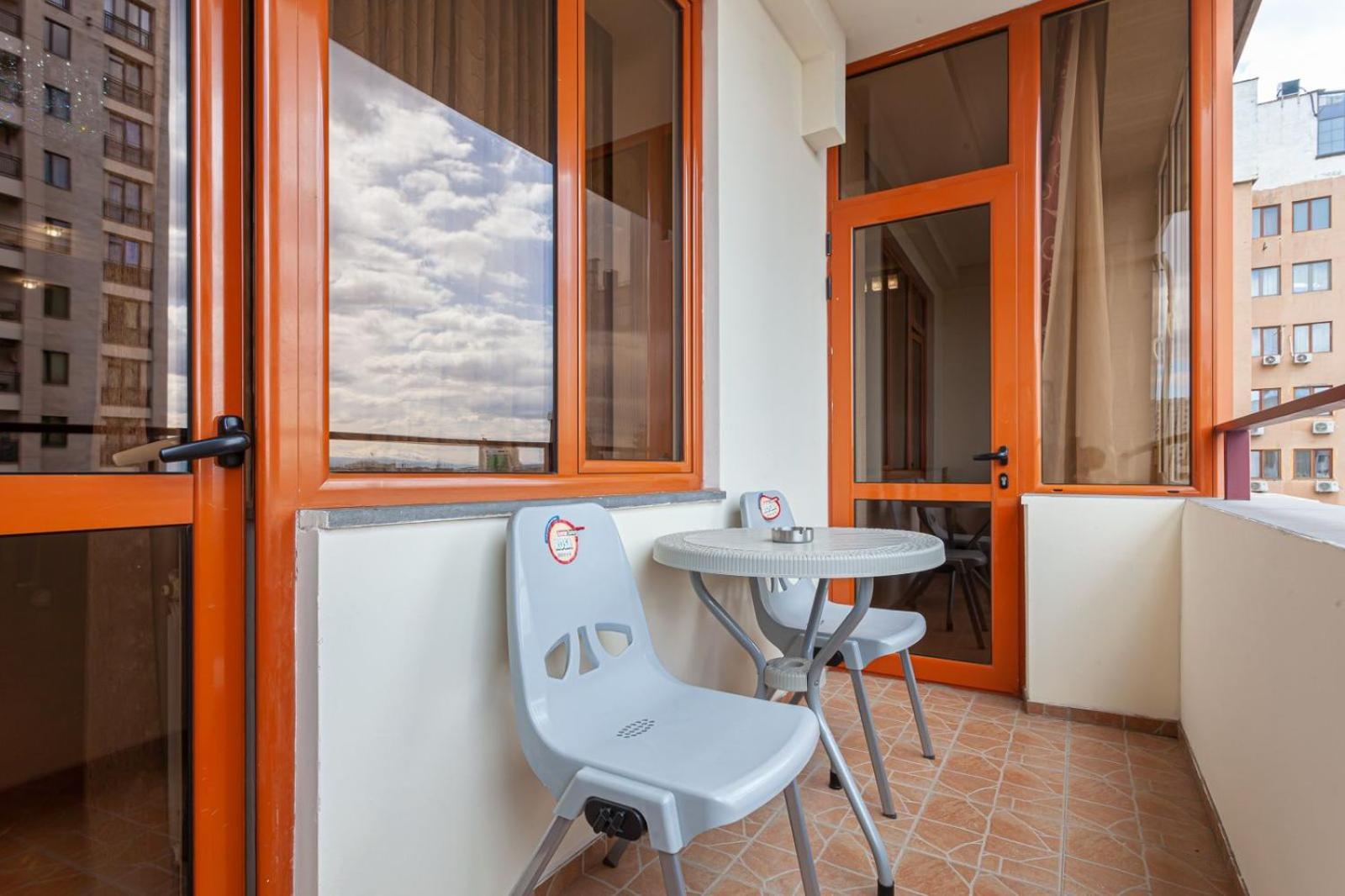 Stay Inn Apartments At Buzand 13 Street Γιερεβάν Εξωτερικό φωτογραφία