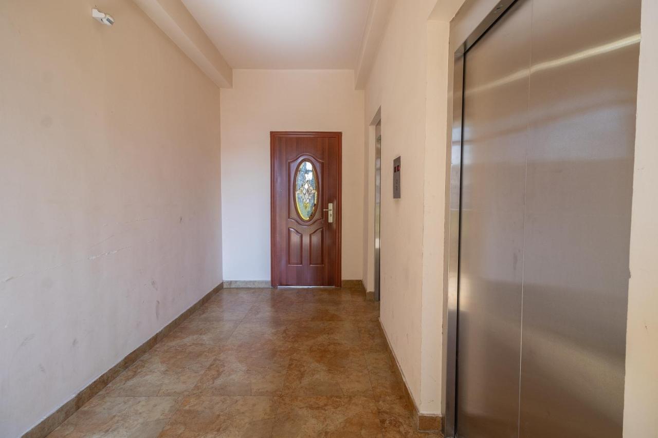 Stay Inn Apartments At Buzand 13 Street Γιερεβάν Εξωτερικό φωτογραφία
